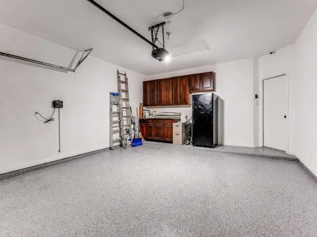 a view of empty room with closet