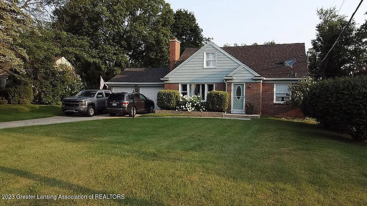 1917 Cumberland Road Lansing, MI 48906 - Photo 1 of 1 Primary