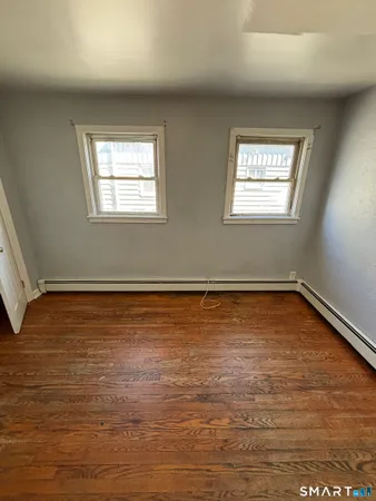 $1,400 | 76 Birdsey Street, Unit 2L, Bridgeport, CT 06610