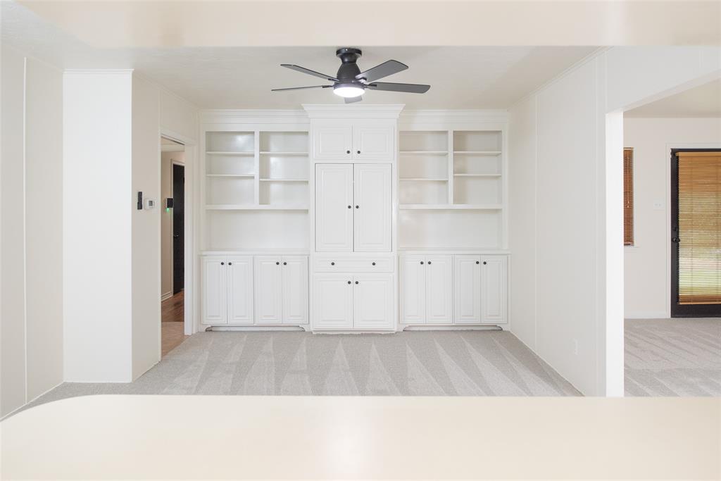 308 South Grove Road Richardson, TX 75081 - Photo 11 of 29