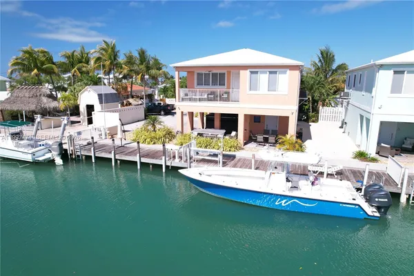 $1,299,900 | 11284 3rd Avenue Ocean, Marathon, FL 33050