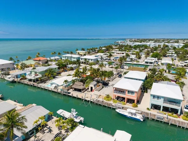 $1,299,900 | 11284 3rd Avenue Ocean, Marathon, FL 33050