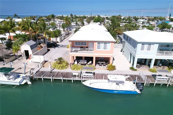 $1,299,900 | 11284 3rd Avenue Ocean, Marathon, FL 33050