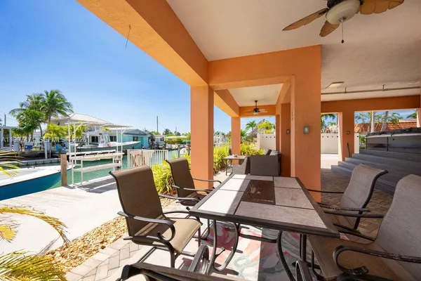 $1,299,900 | 11284 3rd Avenue Ocean, Marathon, FL 33050