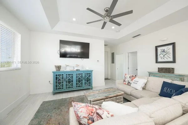 $1,299,900 | 11284 3rd Avenue Ocean, Marathon, FL 33050