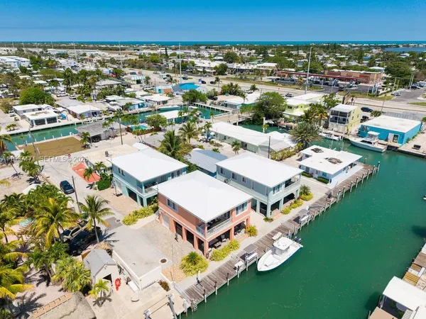 $1,299,900 | 11284 3rd Avenue Ocean, Marathon, FL 33050