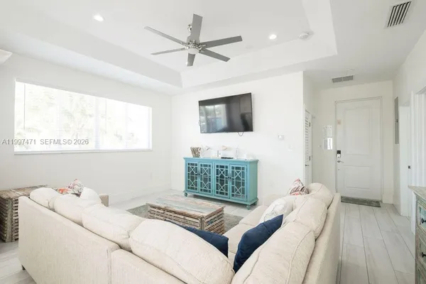 $1,299,900 | 11284 3rd Avenue Ocean, Marathon, FL 33050