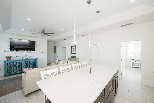 $1,299,900 | 11284 3rd Avenue Ocean, Marathon, FL 33050