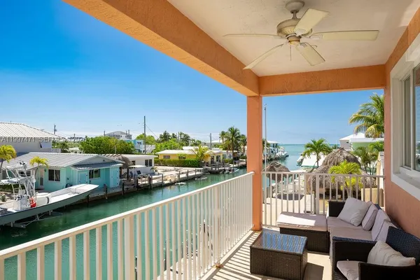 $1,299,900 | 11284 3rd Avenue Ocean, Marathon, FL 33050