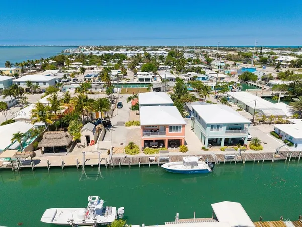 $1,299,900 | 11284 3rd Avenue Ocean, Marathon, FL 33050
