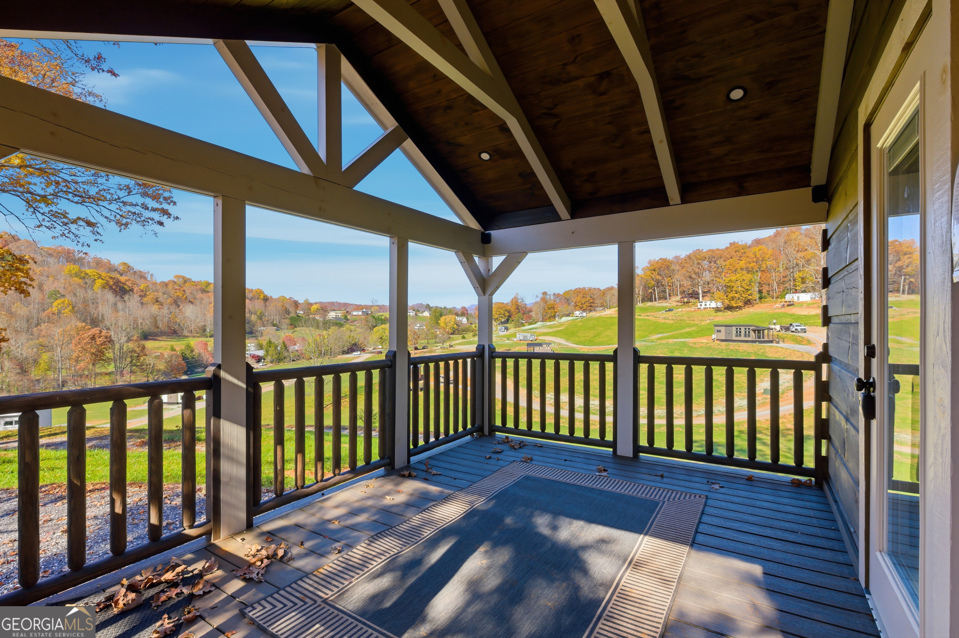 527 Saunders Road Franklin, NC 28734 - Photo 6 of 20
