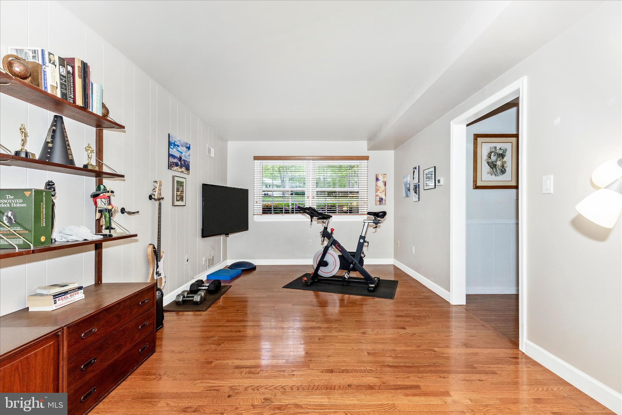 7946 Helmart Drive Laurel, MD 20723 - Photo 20 of 50 Family room