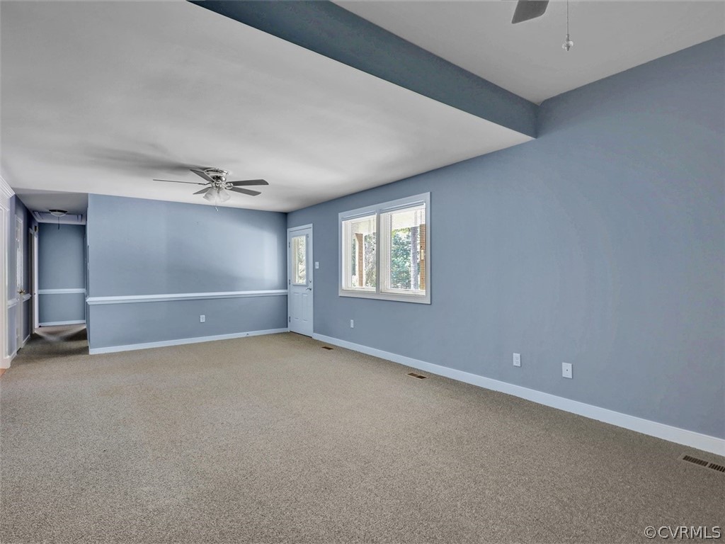 11311 Bundle Road Chesterfield, VA 23838 - Photo 8 of 38 an empty room with windows and closet