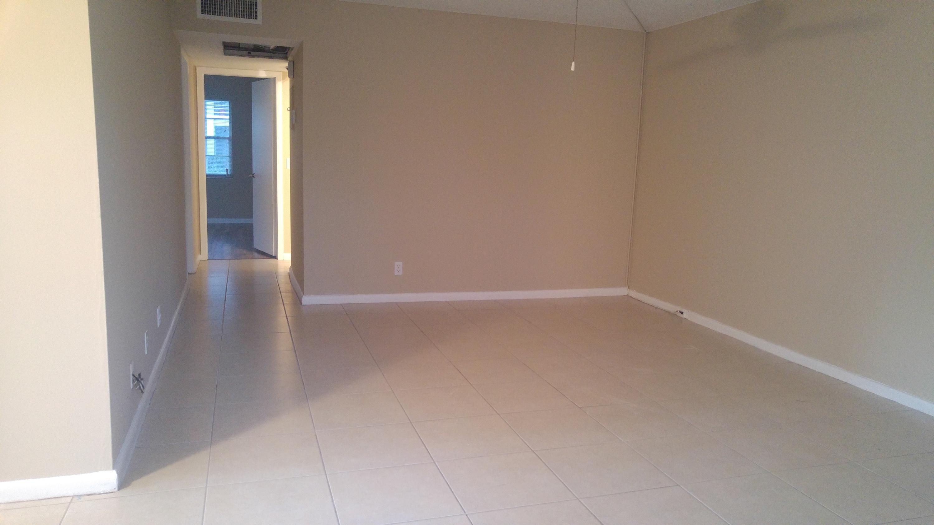 383 Fanshaw J, Unit 383 Boca Raton, FL 33434 - Photo 7 of 16 20161106_172917