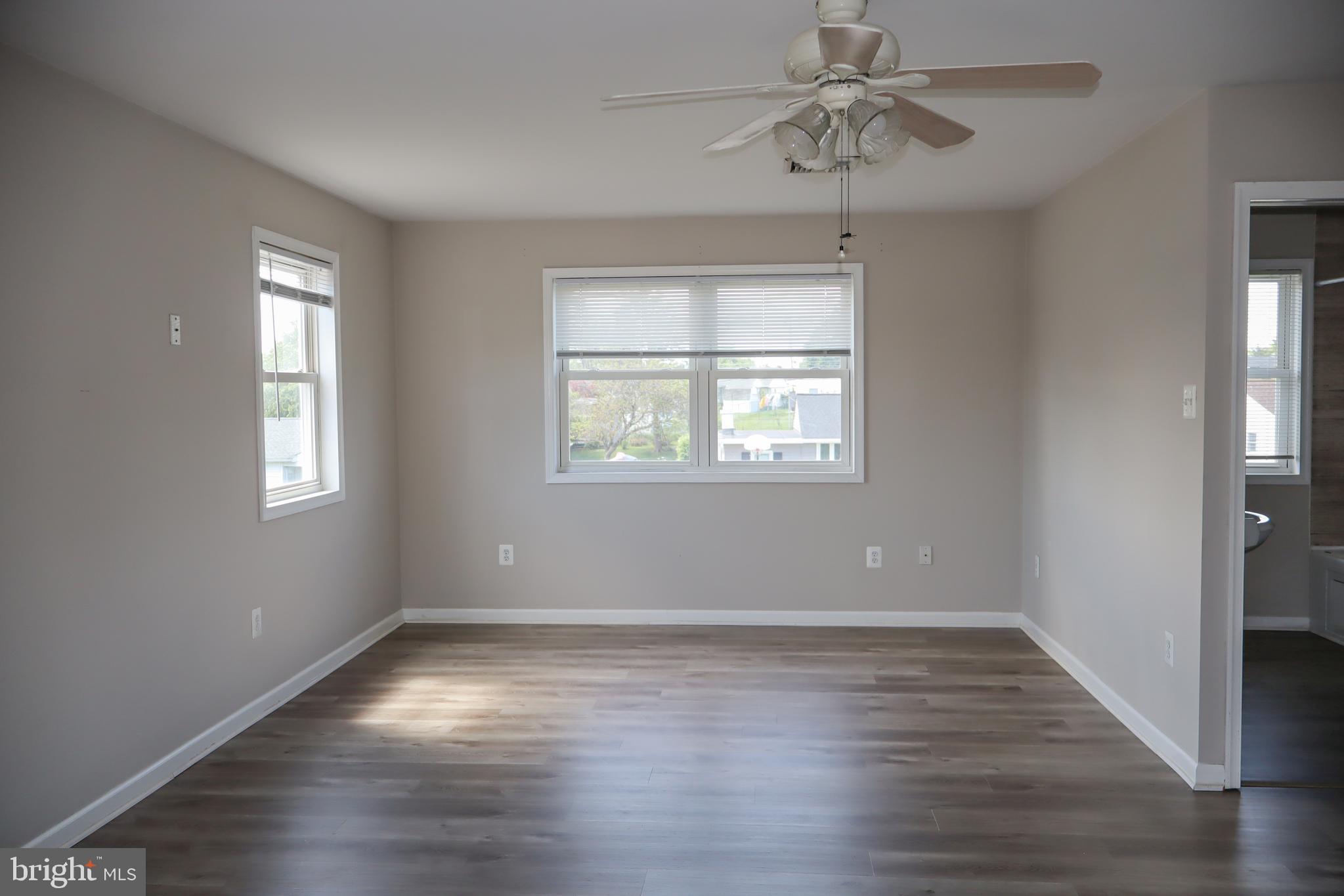 229 Suffolk Road Fairless Hills, PA 19030 - Photo 27 of 36