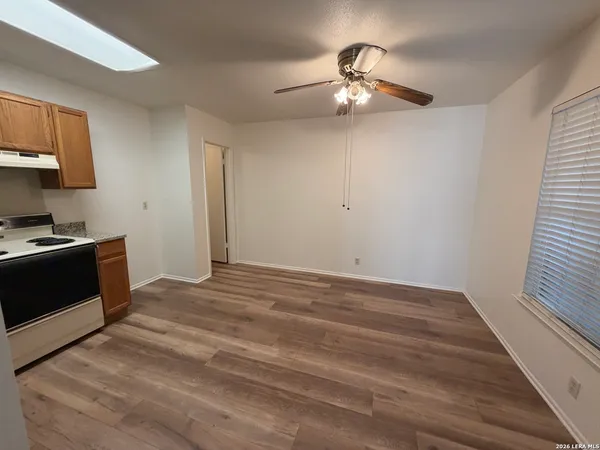 $1,700 | 7643 Chatsworth, San Antonio, TX 78250