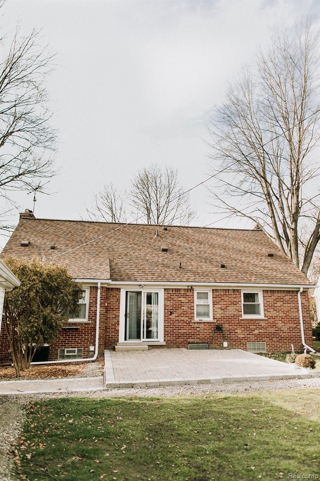 16030 Meadowbrook Road Redford, MI 48239 - Photo 2 of 29 erinhannumphotography_16030meadowbrook-5.jpg