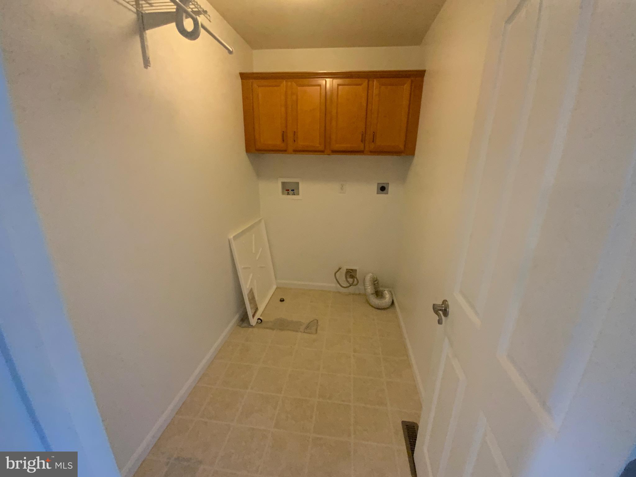 1228 Overlook Road Middletown, PA 17057 - Photo 20 of 23 2nd floor Laundry