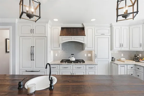 $925,000 | 1055 Wade Lane, Oakmont, PA 15139