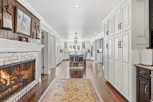 $925,000 | 1055 Wade Lane, Oakmont, PA 15139