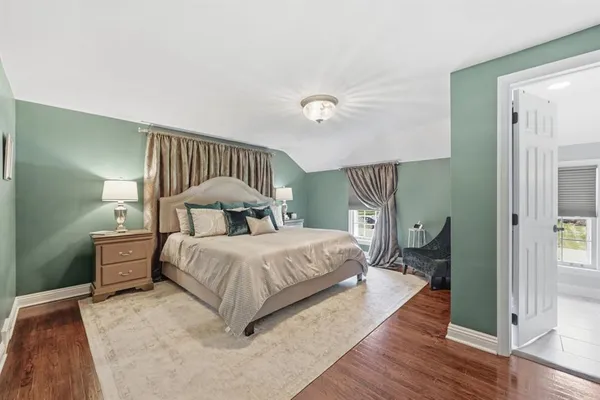 $925,000 | 1055 Wade Lane, Oakmont, PA 15139