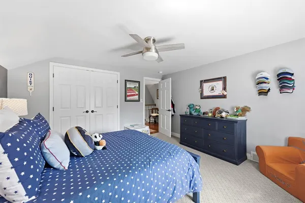 $925,000 | 1055 Wade Lane, Oakmont, PA 15139
