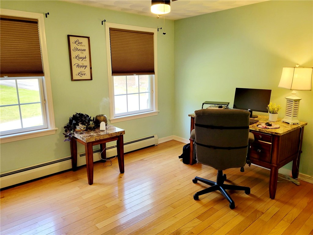 152 Alton Bradford Road Hopkinton, RI 02808 - Photo 16 of 33