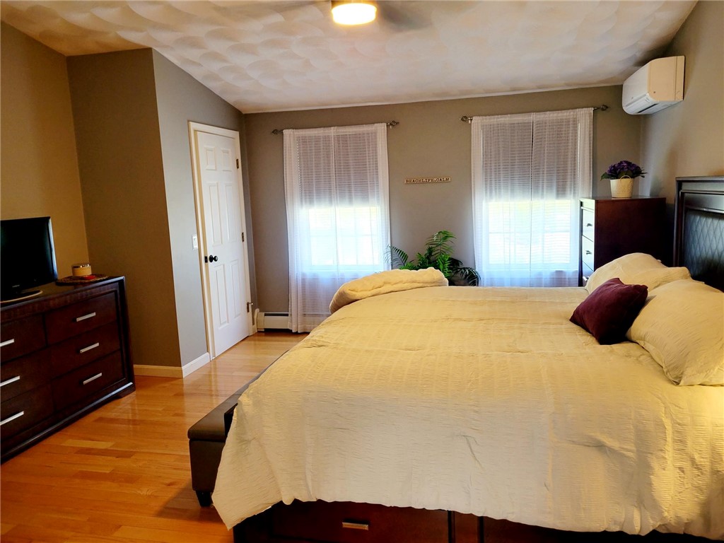 152 Alton Bradford Road Hopkinton, RI 02808 - Photo 19 of 33