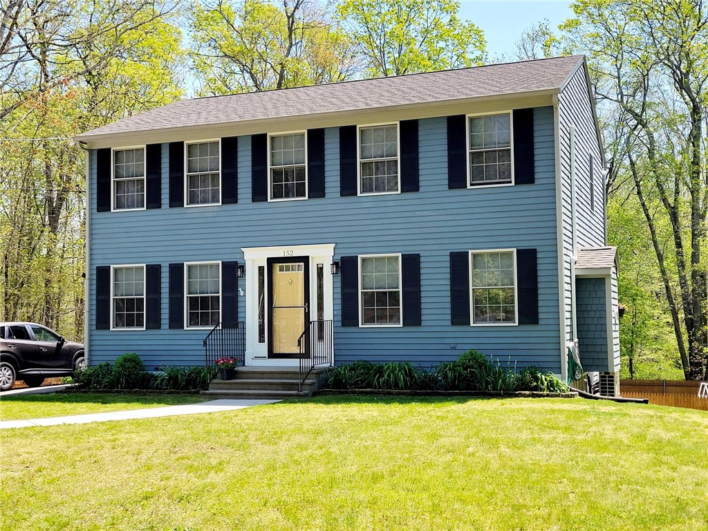 152 Alton Bradford Road Hopkinton, RI 02808 - Photo 2 of 33
