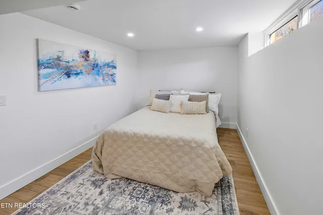 $999,000 | 4537 Old Walland Highway, Walland, TN 37886