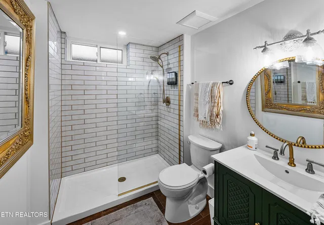 $999,000 | 4537 Old Walland Highway, Walland, TN 37886