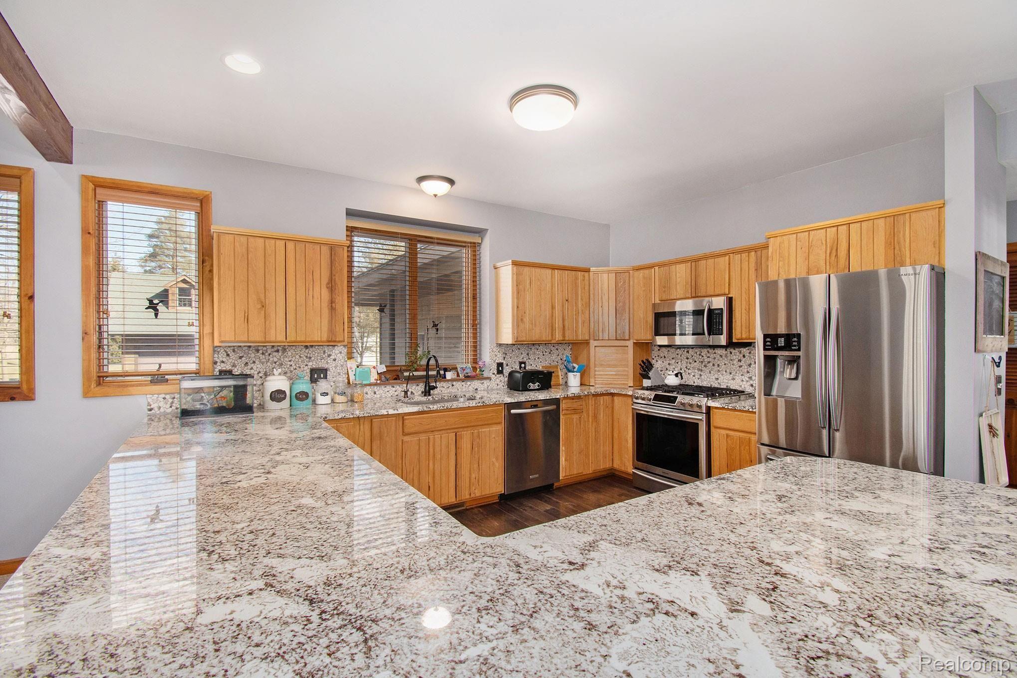 4260 Lake George Road Leonard, MI 48367 - Photo 14 of 37 200305-Kuperts-4260-Lake-George_9.jpg