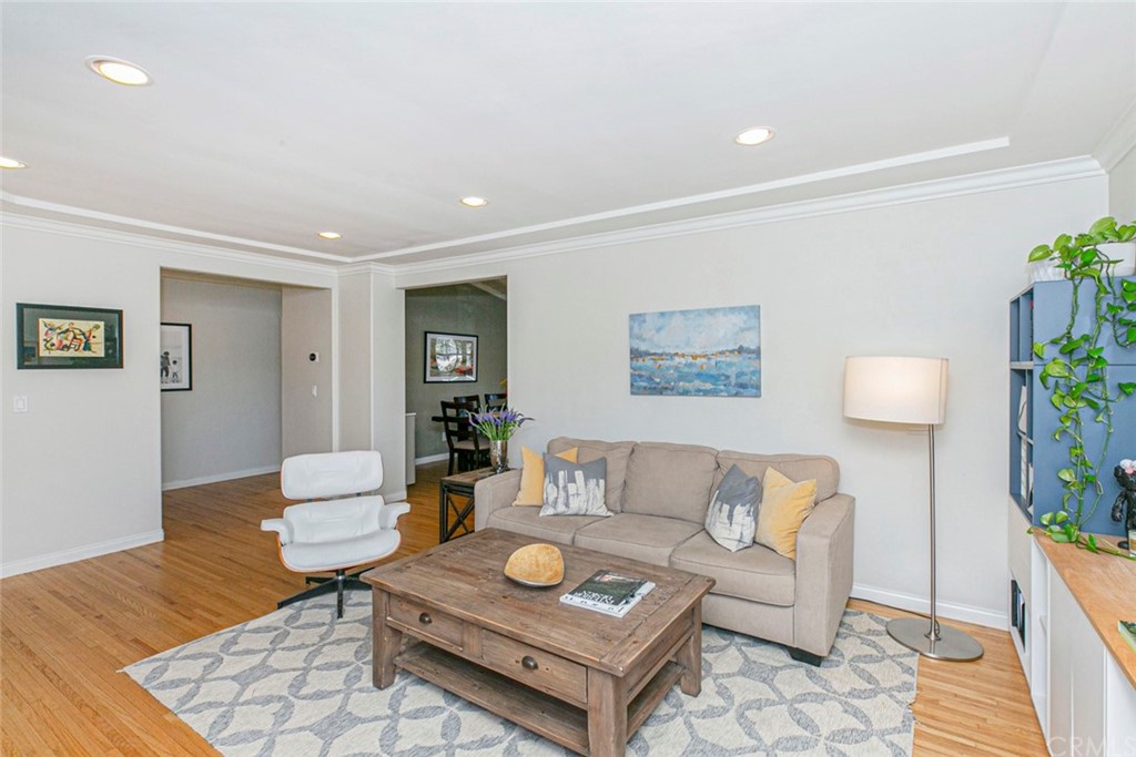690 Arden Avenue Glendale, CA 91202 - Photo 24 of 70 a living room with furniture and wooden floor