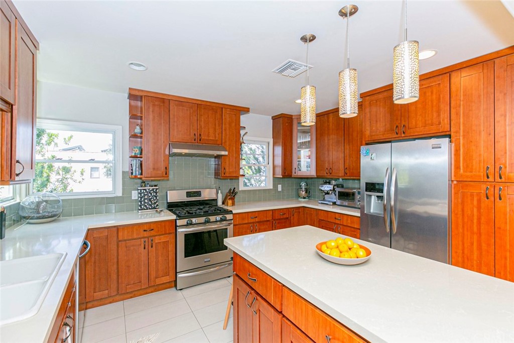 690 Arden Avenue Glendale, CA 91202 - Photo 28 of 70