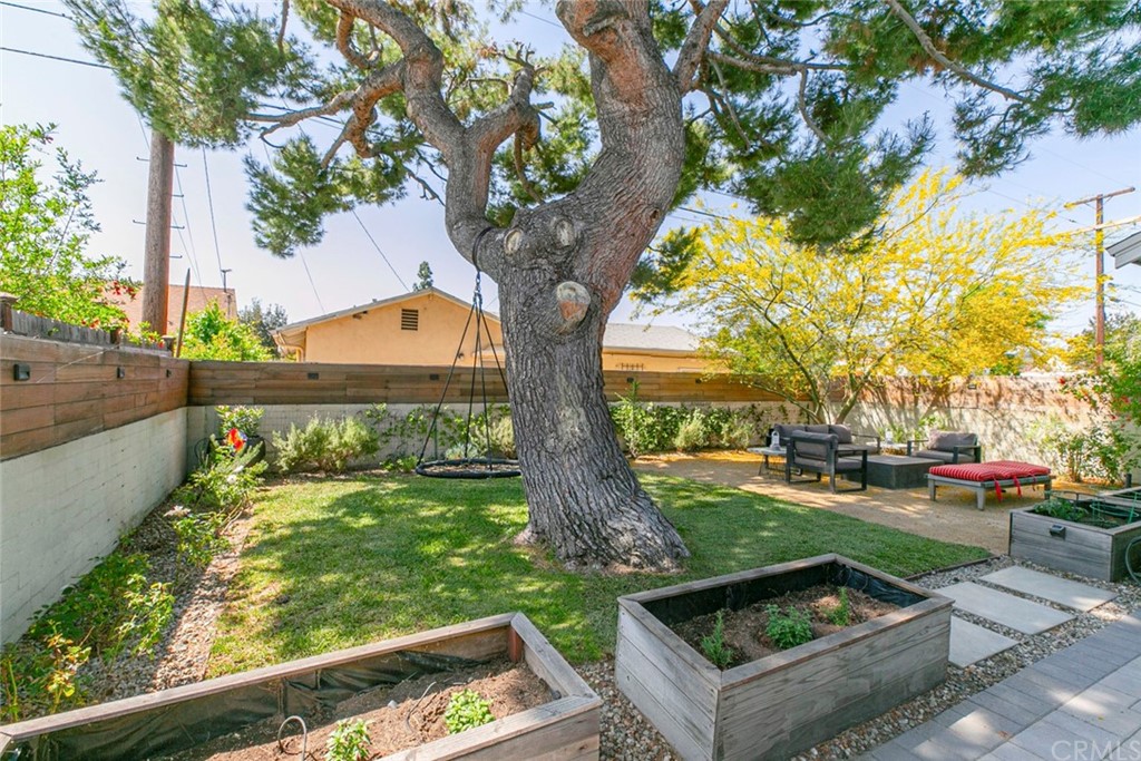 690 Arden Avenue Glendale, CA 91202 - Photo 60 of 70