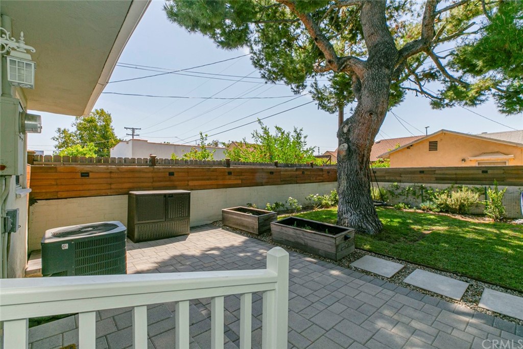 690 Arden Avenue Glendale, CA 91202 - Photo 67 of 70 a view of a backyard with a garden and lake view