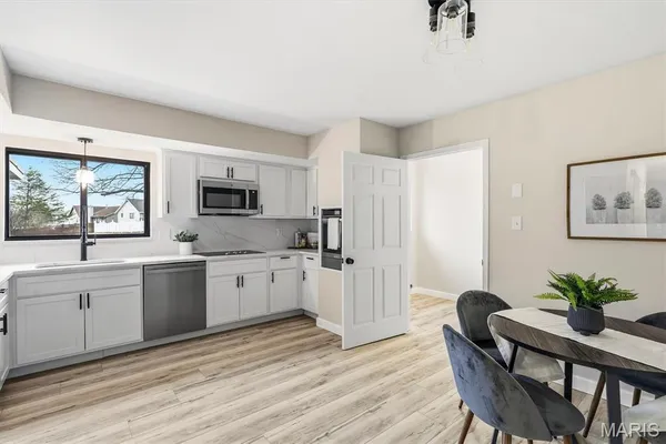 $475,000 | 2319 Paradise Peak Circle, Wildwood, MO 63011