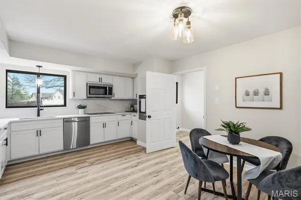 $475,000 | 2319 Paradise Peak Circle, Wildwood, MO 63011