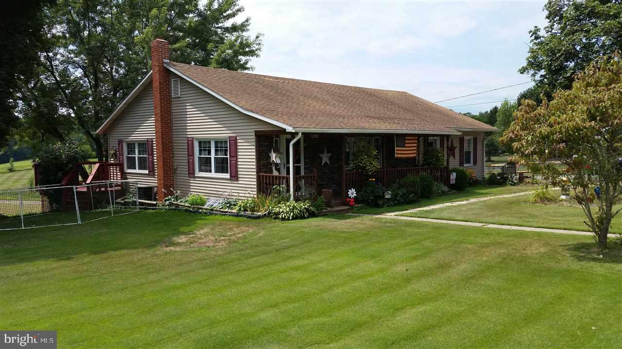 709 New Bloomfield Road Duncannon, PA 17020 - Photo 3 of 19 Gallery Image 3