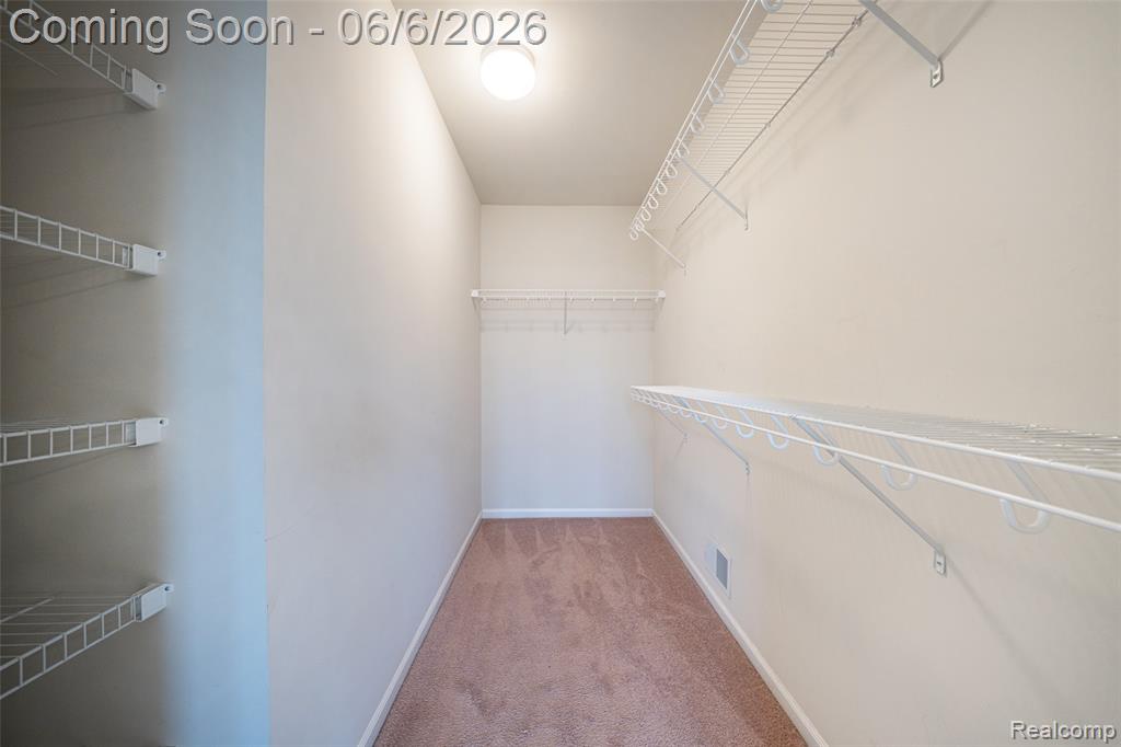 49184 Gracechurch Road Macomb, MI 48044 - Photo 34 of 57