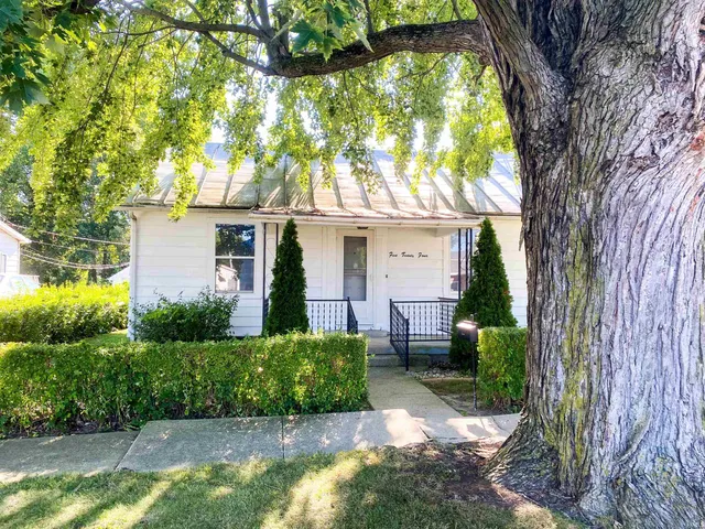 $84,900 | 524 North Oak Street, Winchester, IN 47394
