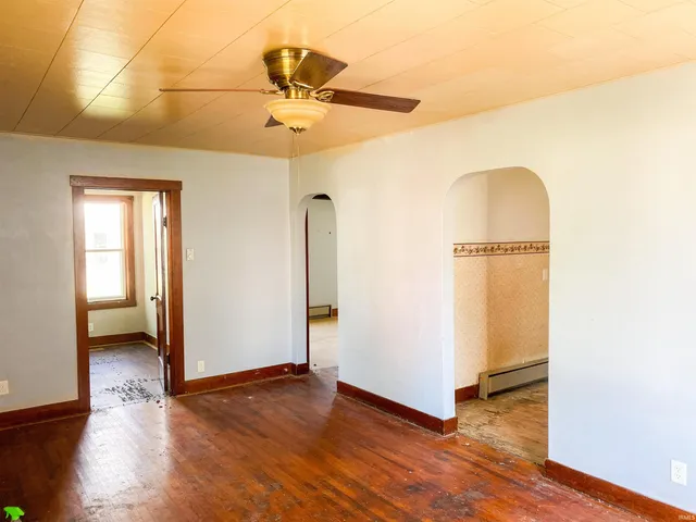 $84,900 | 524 North Oak Street, Winchester, IN 47394