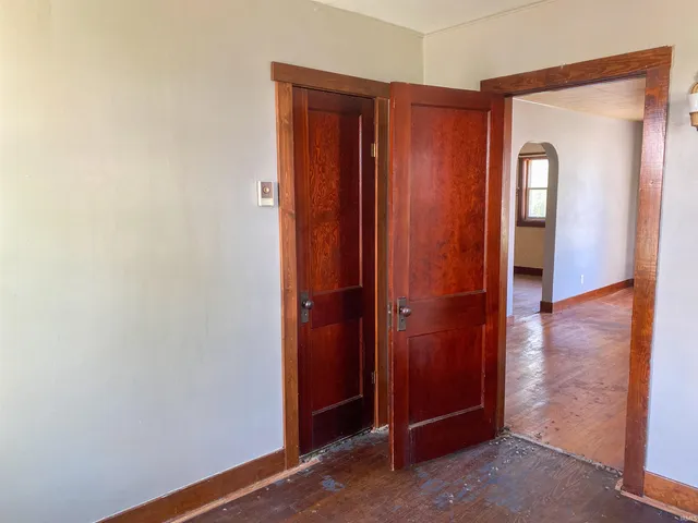 $84,900 | 524 North Oak Street, Winchester, IN 47394