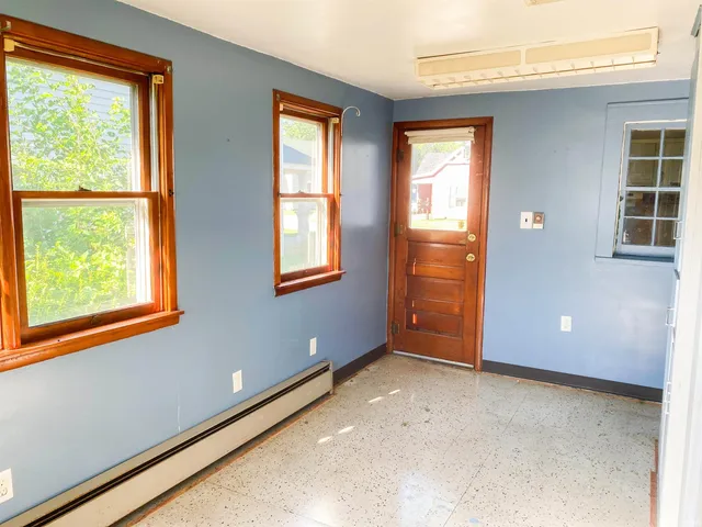 $84,900 | 524 North Oak Street, Winchester, IN 47394