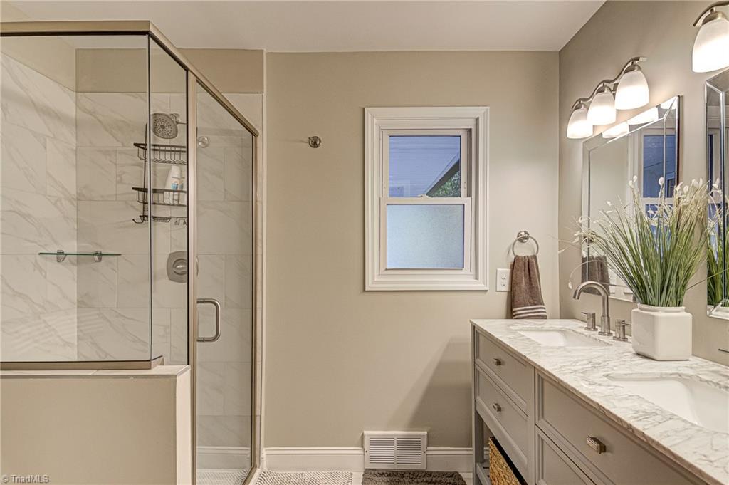 724 Chester Road Winston-Salem, NC 27104 - Photo 27 of 44 Gallery Image 27