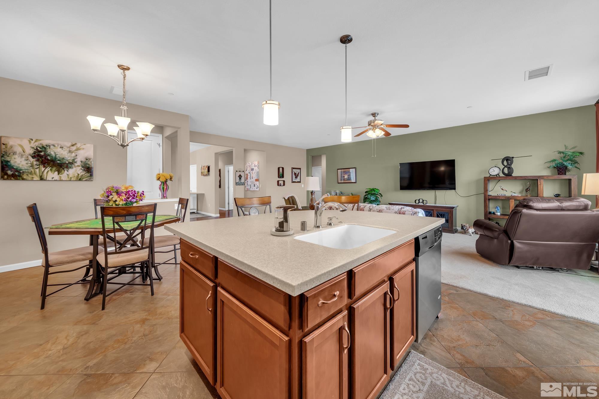 2788 Kimberlite Road Sparks, NV 89436 - Photo 11 of 35 Photo 12