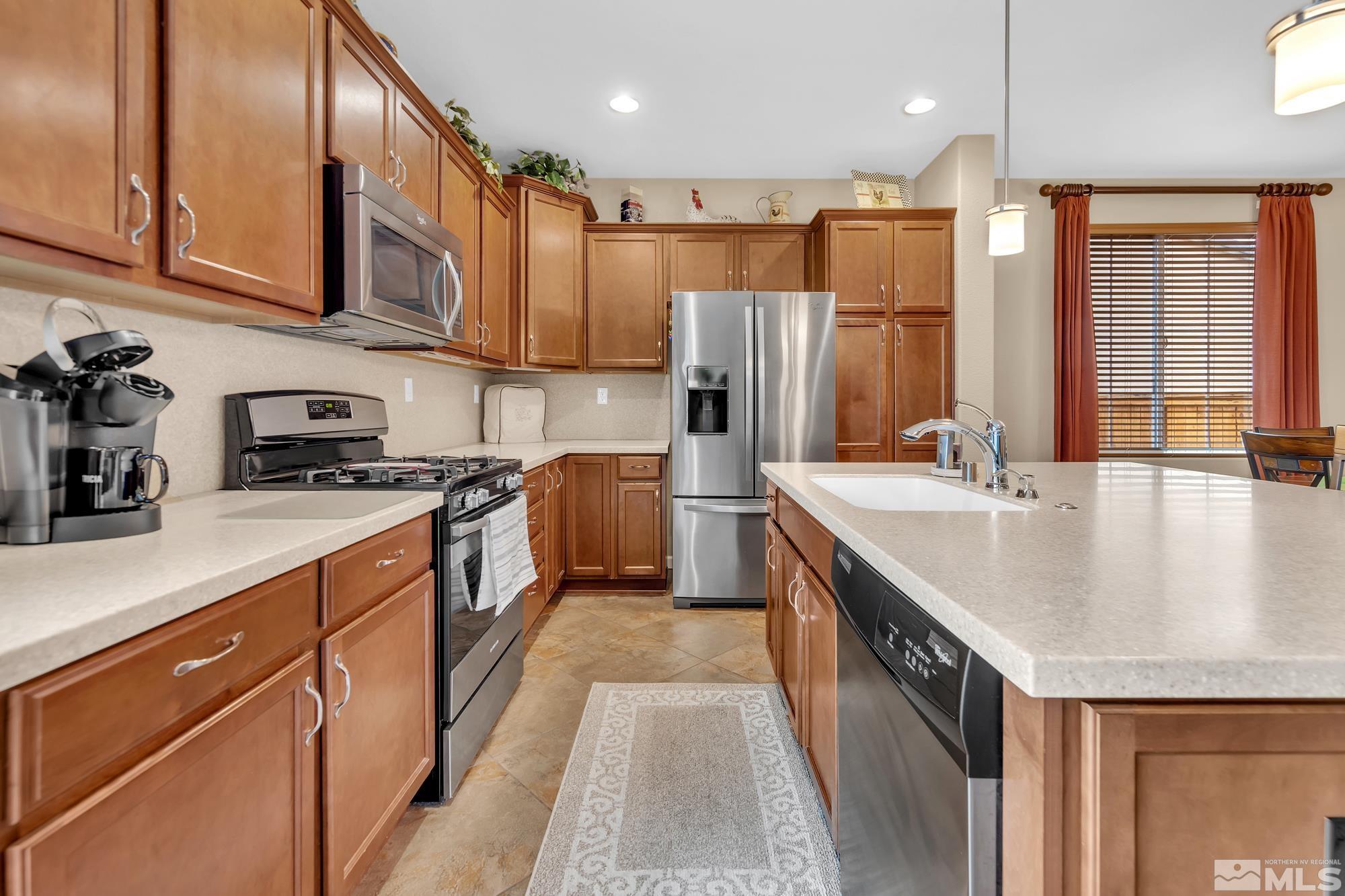 2788 Kimberlite Road Sparks, NV 89436 - Photo 7 of 35 Photo 8