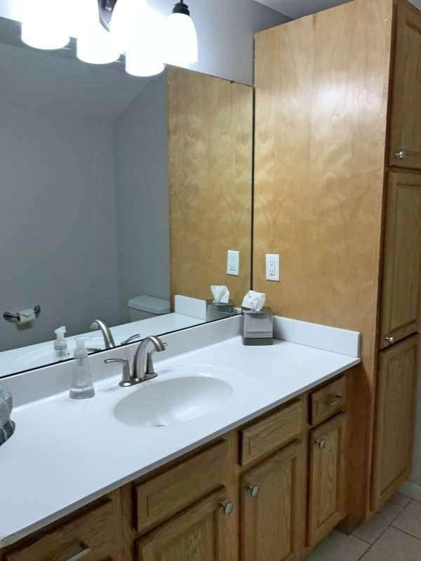1406 Ridge Avenue Muskegon, MI 49441 - Photo 25 of 33 Upstairs Bath 3