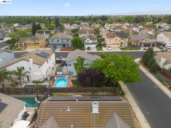 $695,000 | 763 Grafton Street, Manteca, CA 95337