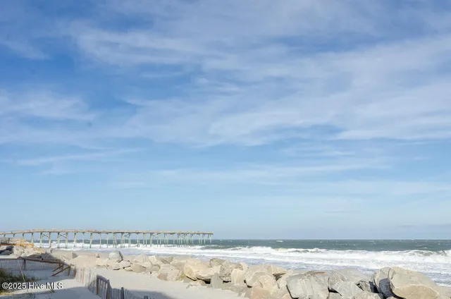 $1,700 | 1618 Canal Drive, Unit C46, Carolina Beach, NC 28428